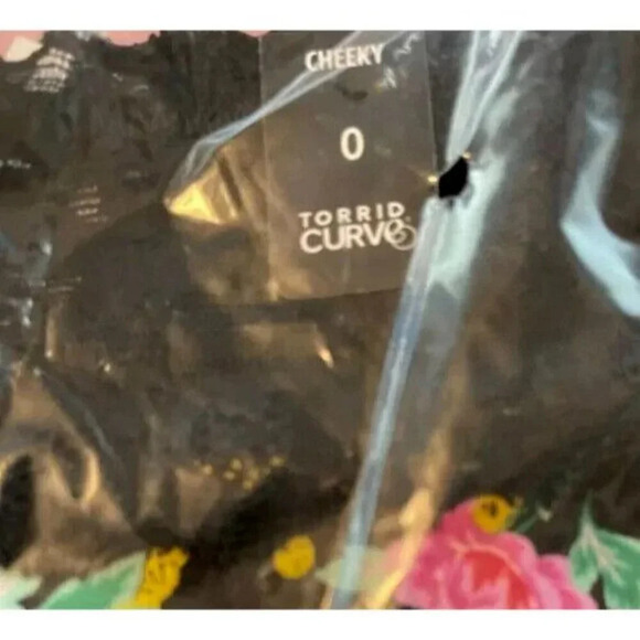 Torrid 0/L Black Floral & Cheetah Print Scallop Lace Waistband Cheeky Panties - Picture 6 of 6